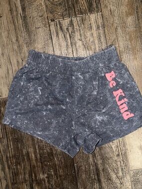 wonder nation Gray Wash-Effect Shorts with Pink "Be Kind" Graphic